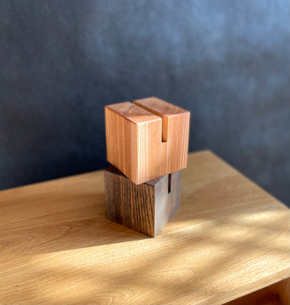 Cube single vinyl stand